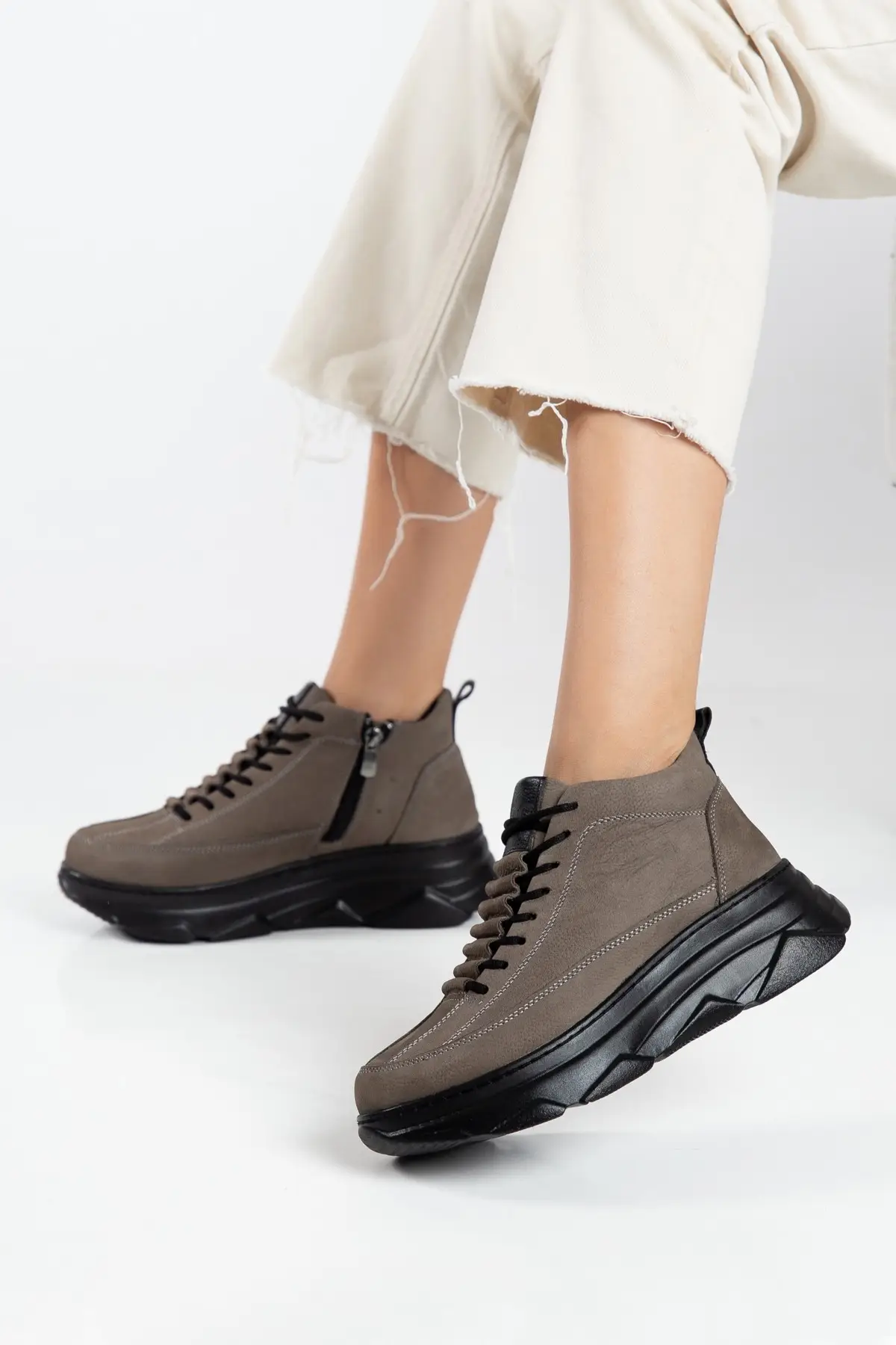 Hakiki Deri Kadın Günlük Hafif Bot / Bootie DC2427 - FÜME
